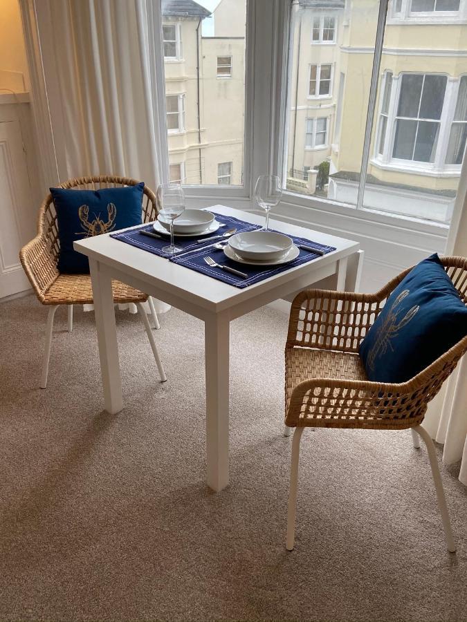 Centrally Located, Comfortable Apartment Near Station, Beach And North Laines Brighton Exterior foto